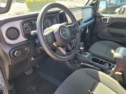 New 2026 Jeep Gladiator Sport AWD/4WD image 10