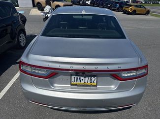 Used 2019 Lincoln Continental Premiere video 4