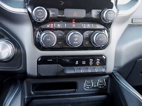 Used 2022 RAM 1500 Laramie image 28