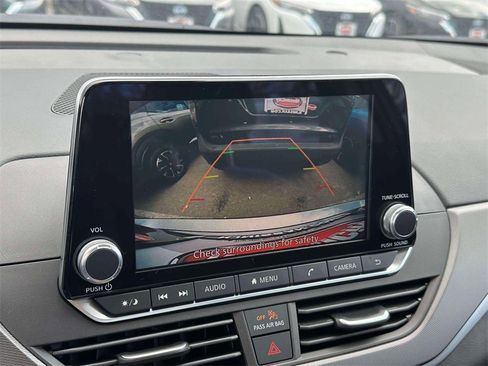 New 2025 Nissan Altima 2.5 SR image 27