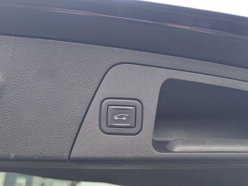 Used 2020 Buick Envision Premium AWD/4WD image 34