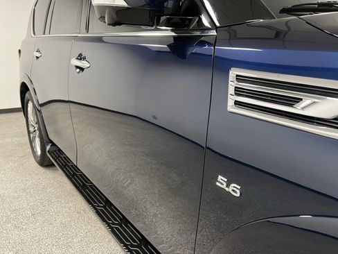 Used 2018 INFINITI QX80 4WD w/ Driver Assistance Package image 16