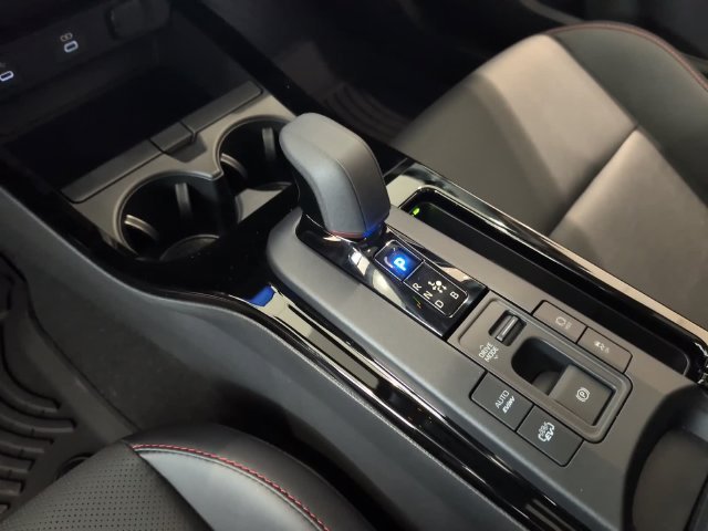 New 2027 Toyota Prius Plug-In Hybrid FWD image 14