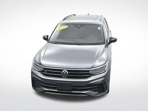 Used 2022 Volkswagen Tiguan SE R-Line AWD/4WD image 29