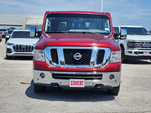 Used 2020 Nissan NV 3500 SL RWD image 2