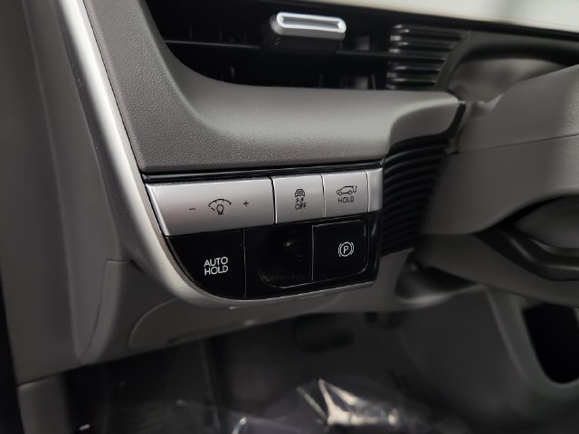 Certified 2024 Hyundai Ioniq 5 SEL AWD/4WD image 21