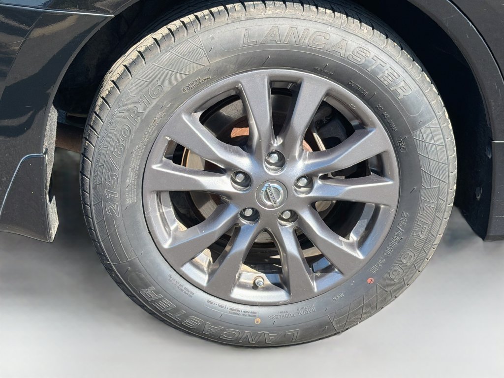 Used 2015 Nissan Altima 2.5 S w/ Special Edition Package FWD image 9