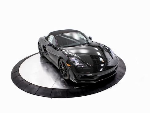 New 2025 Porsche 718 Boxster GTS image 36