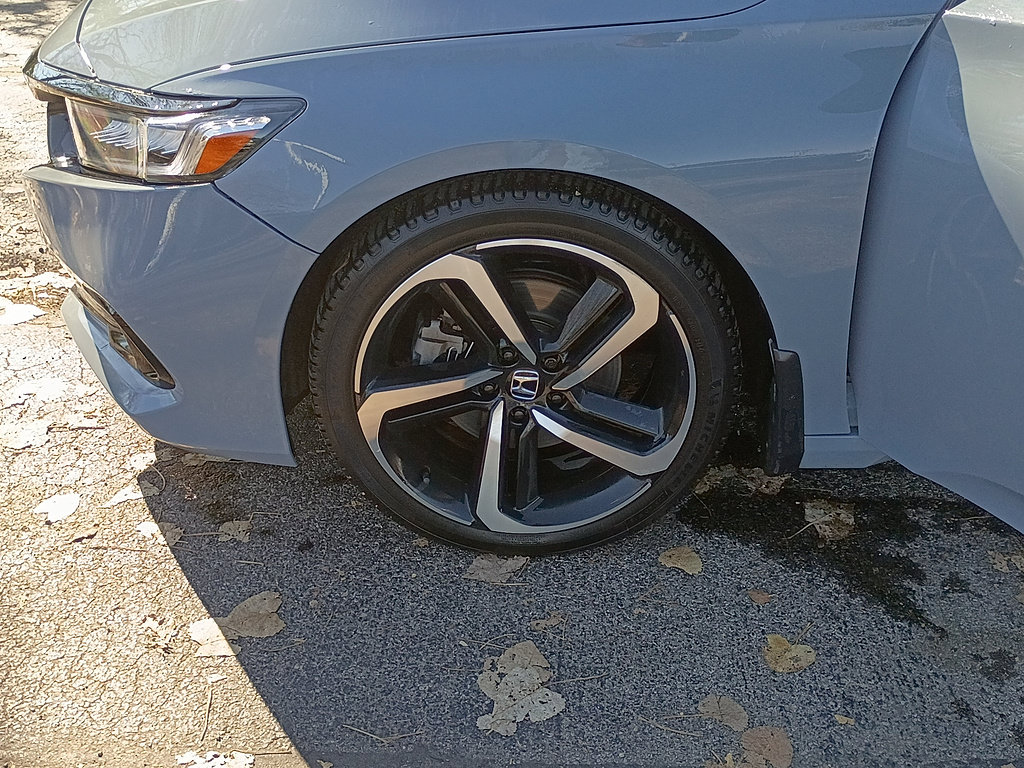 Used 2022 Honda Accord Sport image 10