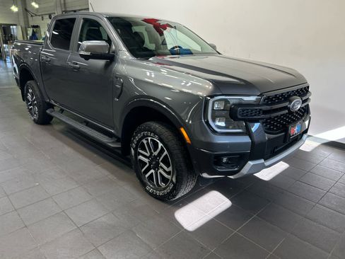 Used 2024 Ford Ranger Lariat w/ FX4 Off-Road Package AWD/4WD image 2
