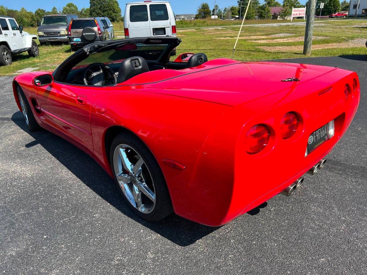 Used 2002 Chevrolet Corvette Coupe w/ Preferred Equipment Group2 RWD image 7