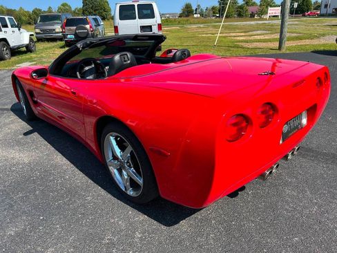 Used 2002 Chevrolet Corvette Convertible w/ Preferred Equipment Group2 RWD image 7