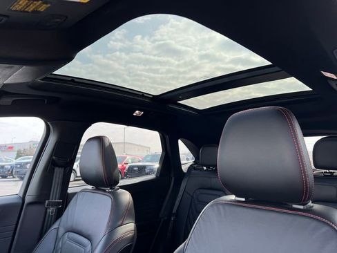 Certified 2024 Ford Escape ST-Line Elite w/ Premium Technology Package image 7