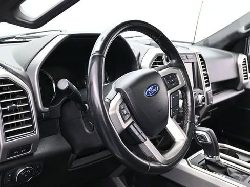 Used 2019 Ford F150 Platinum w/ Equipment Group 701A Luxury image 15