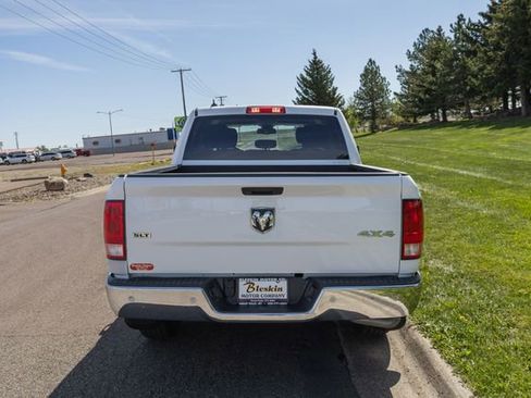 Used 2022 RAM 1500 Classic SLT w/ Electronics Convenience Group AWD/4WD image 6