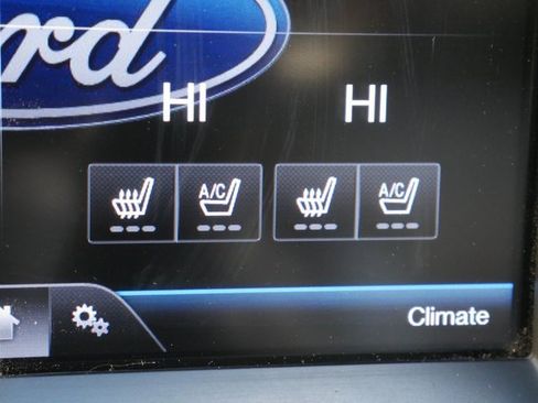 Used 2013 Ford F150 Lariat w/ Luxury Equipment Group image 7