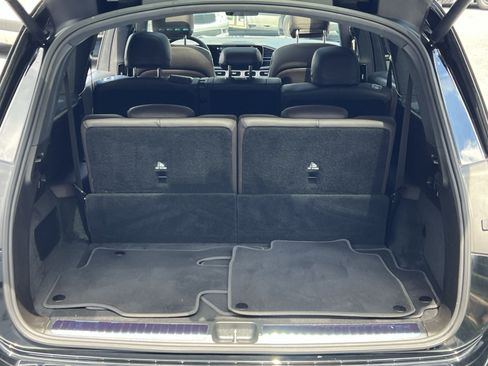 Used 2022 Mercedes-Benz GLS 450 4MATIC image 32