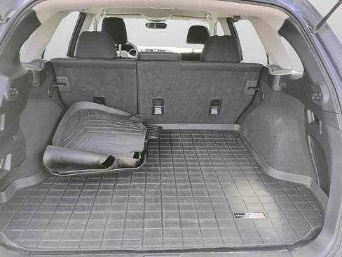 Used 2017 Subaru Outback 2.5i Premium image 28