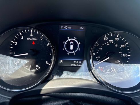 Certified 2019 Nissan Rogue SL w/ Premium Package FWD image 17