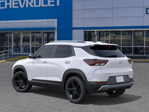 New 2026 Chevrolet TrailBlazer LT FWD image 3
