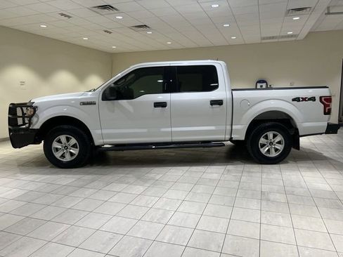 Used 2018 Ford F150 XLT AWD/4WD image 2