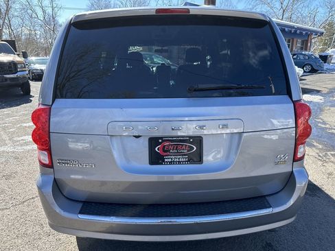 Used 2016 Dodge Grand Caravan R/T FWD image 6