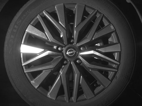 Used 2025 Nissan Altima 2.5 SV image 12