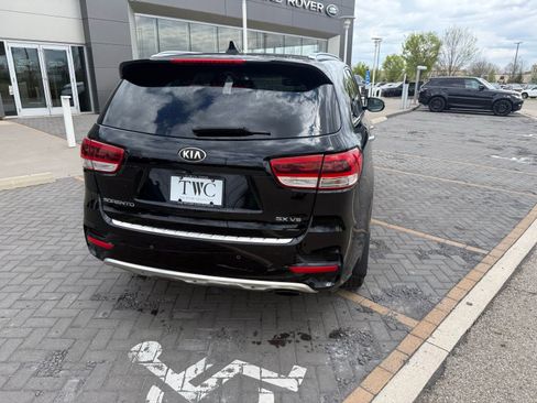 Used 2016 Kia Sorento SX image 6