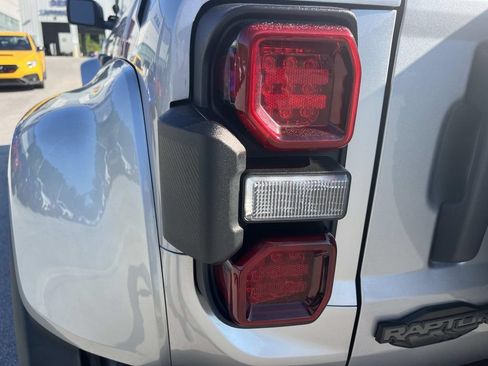 Used 2024 Ford Bronco Raptor AWD/4WD image 10
