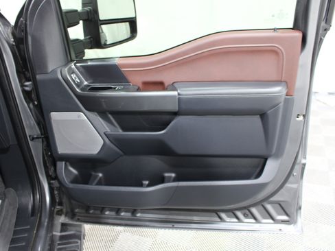 Used 2023 Ford F150 Lariat AWD/4WD image 30