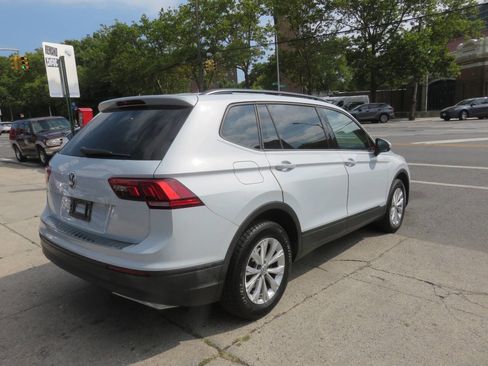 Used 2019 Volkswagen Tiguan S image 4