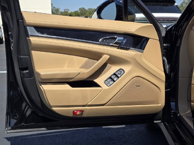 Used 2016 Porsche Panamera 4 AWD/4WD image 16
