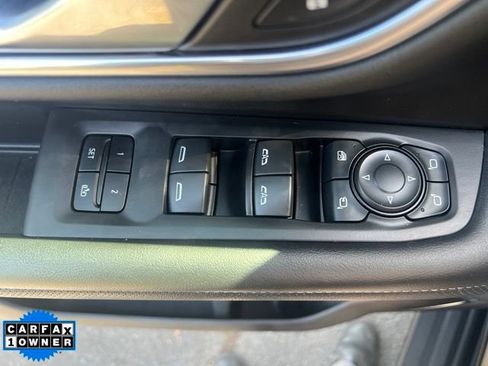 Used 2021 GMC Yukon SLT w/ SLT Premium Package AWD/4WD image 22