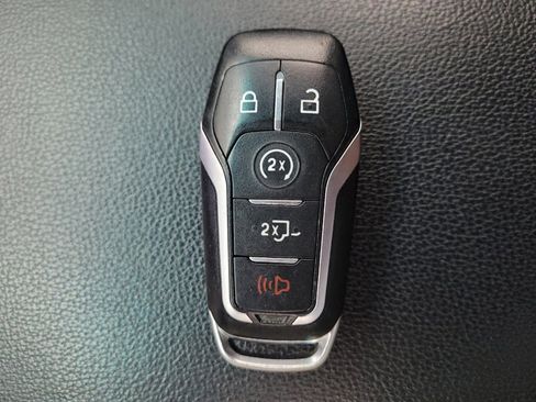 Used 2016 Ford Explorer Sport w/ Equipment Group 401A AWD/4WD image 32