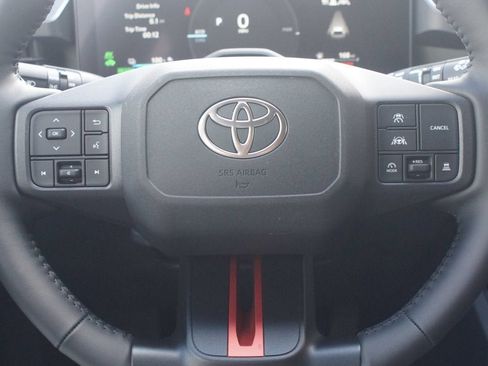 Used 2026 Toyota RAV4 AWD Plug-in Hybrid image 27