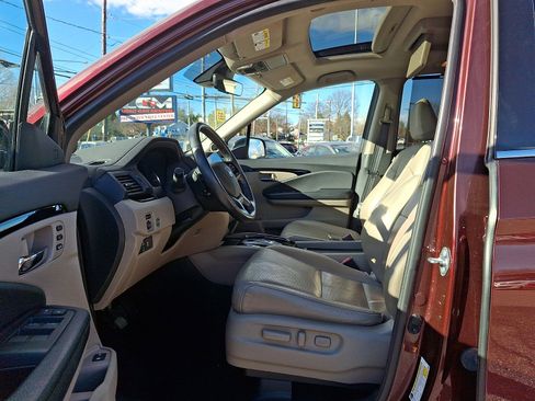 Used 2019 Honda Pilot Elite image 14