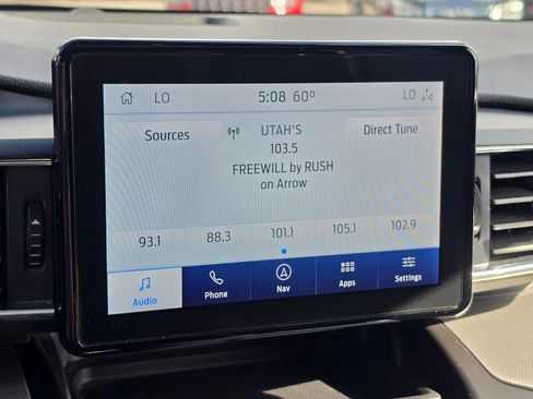 Used 2020 Ford Explorer XLT w/ Equipment Group 202A image 24