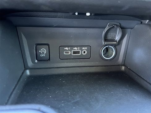 Certified 2024 Nissan Sentra SR image 18