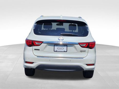 Used 2016 INFINITI QX60 Luxe w/ Premium Plus Package AWD/4WD image 4