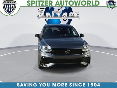 Used 2023 Volkswagen Tiguan SE R-Line FWD image 4