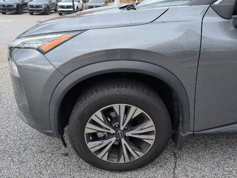 Used 2023 Nissan Rogue SV w/ SV Premium B Package image 14