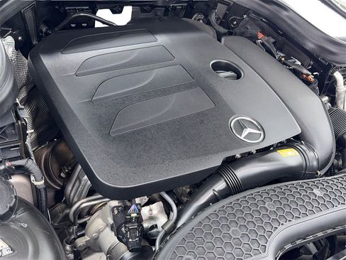 Used 2021 Mercedes-Benz GLC 300 image 59