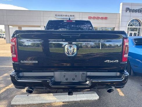 Used 2023 RAM 1500 Laramie AWD/4WD image 7