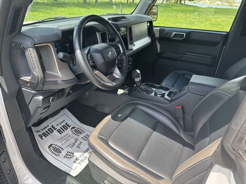 Used 2025 Ford Bronco Outer Banks AWD/4WD image 32
