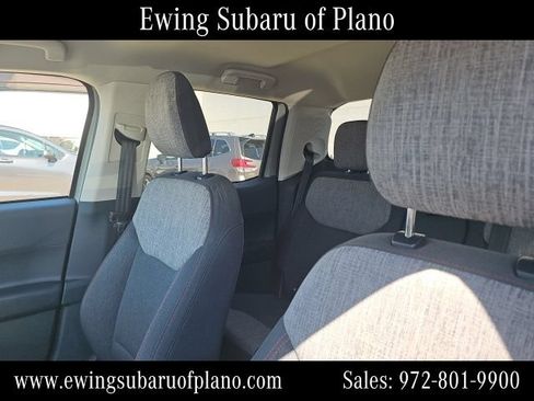 Used 2023 Ford Maverick XLT FWD image 6
