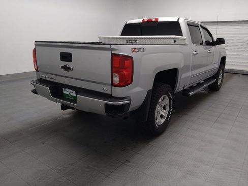 Used 2017 Chevrolet Silverado 1500 LTZ Z71 w/ LTZ Plus Package AWD/4WD image 9