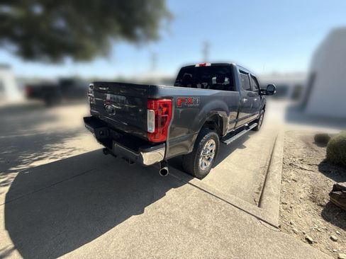 Used 2019 Ford F250 Lariat w/ Chrome Package AWD/4WD image 5