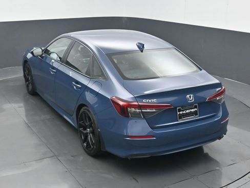 Certified 2025 Honda Civic Sport image 18