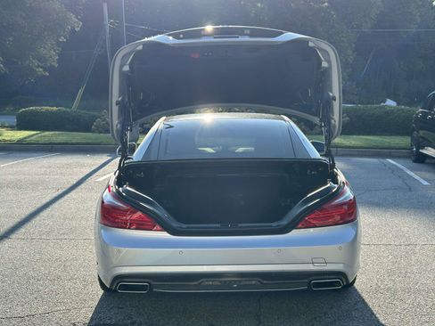 Used 2013 Mercedes-Benz SL 550 image 16