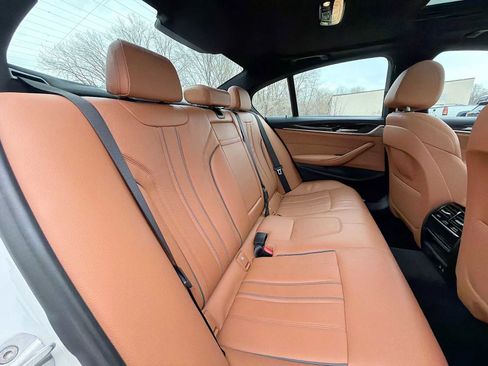 Used 2020 BMW 530i xDrive image 18